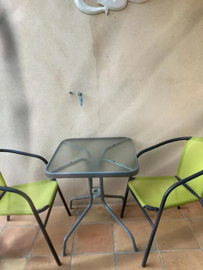 Chambre Les Oliviers Sanary-sur-Mer 0*,  France