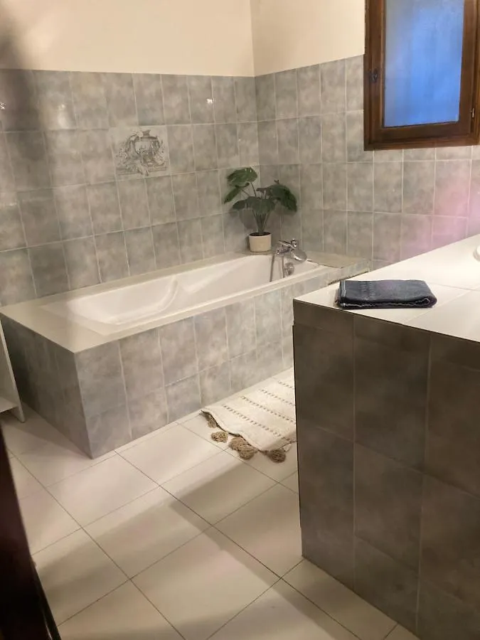Guest house Chambre Les Oliviers Sanary-sur-Mer France